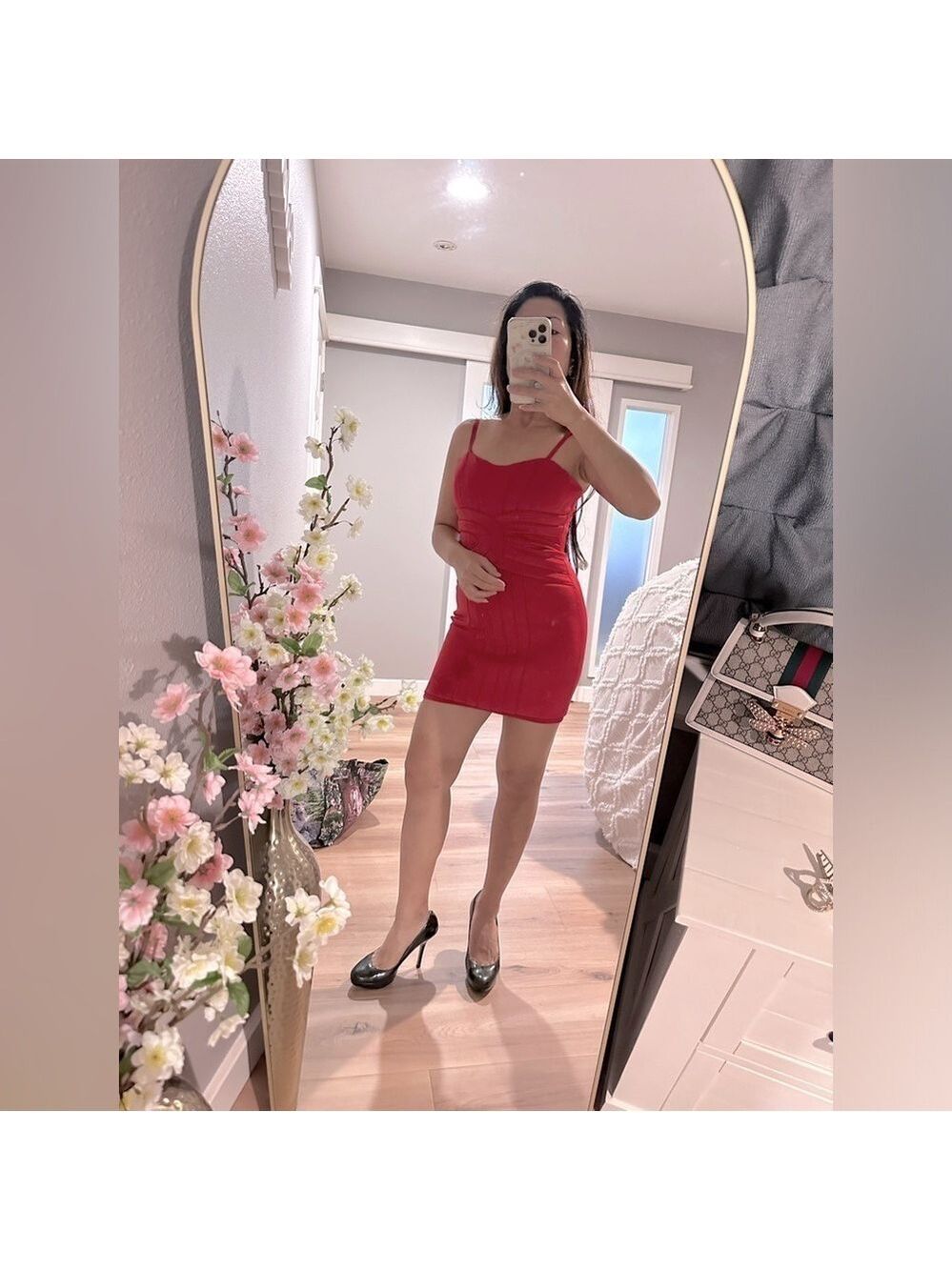 ⭐️Bebe bodycon dress - Picture 2 of 9